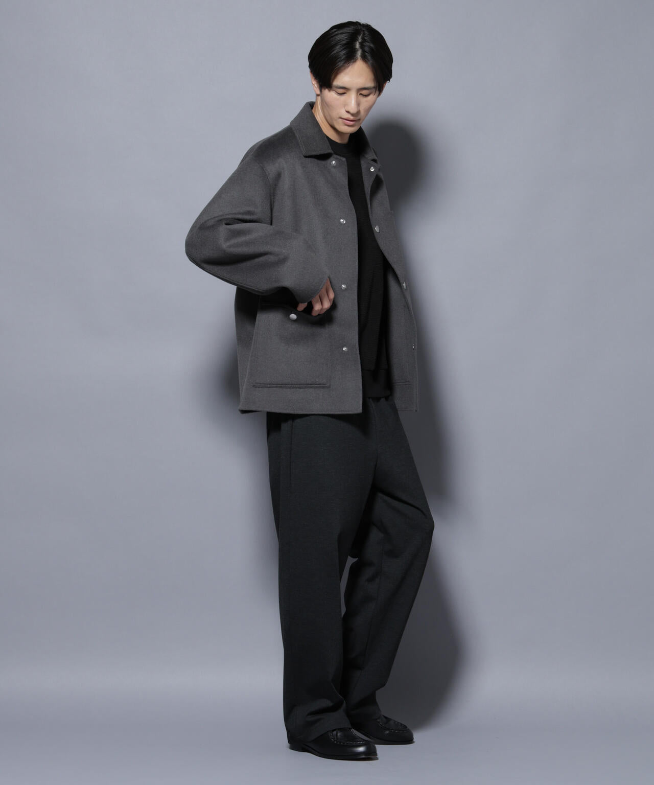 DELEGANTE TECH+ トラックパンツ