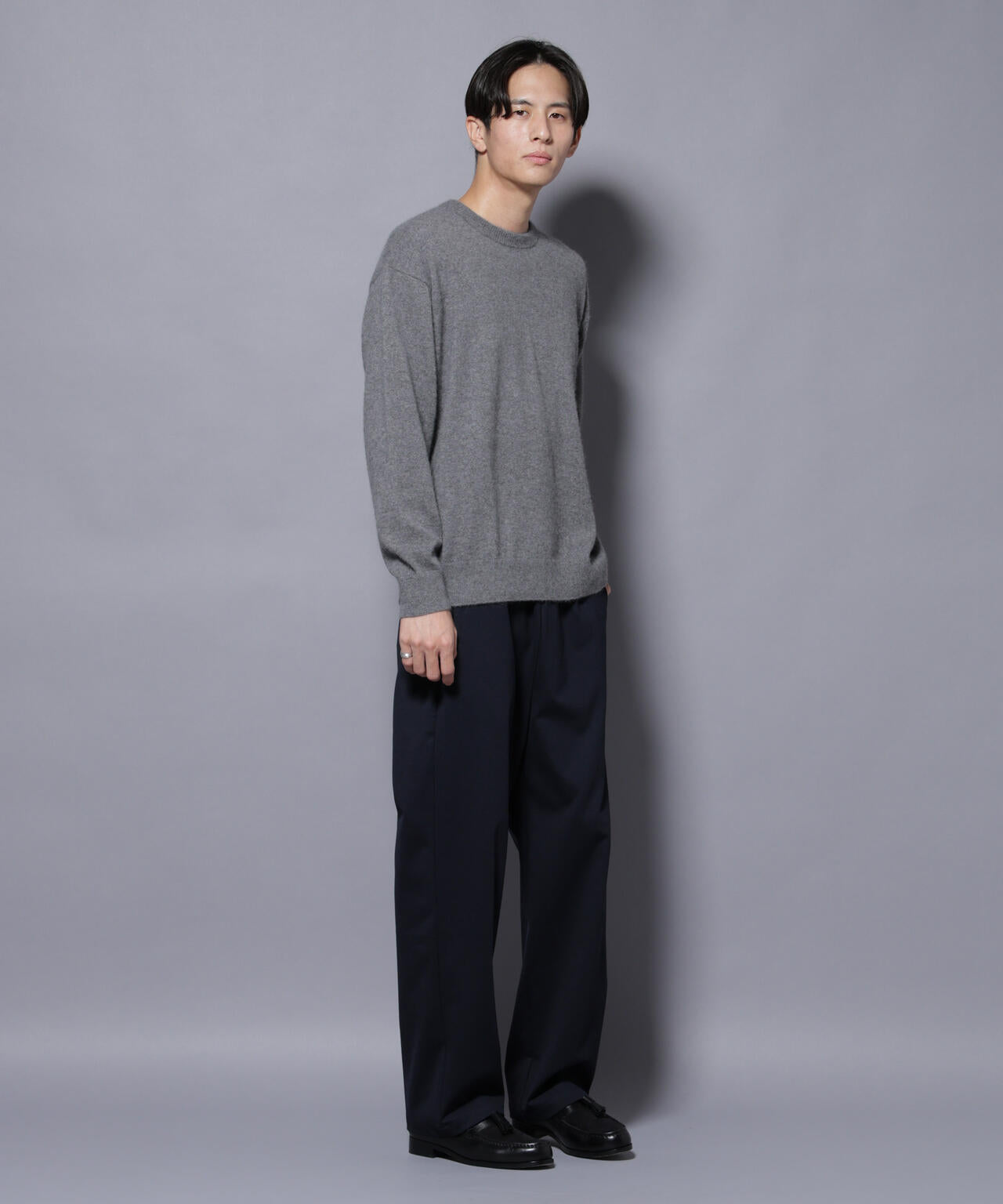 DELEGANTE TECH+ トラックパンツ