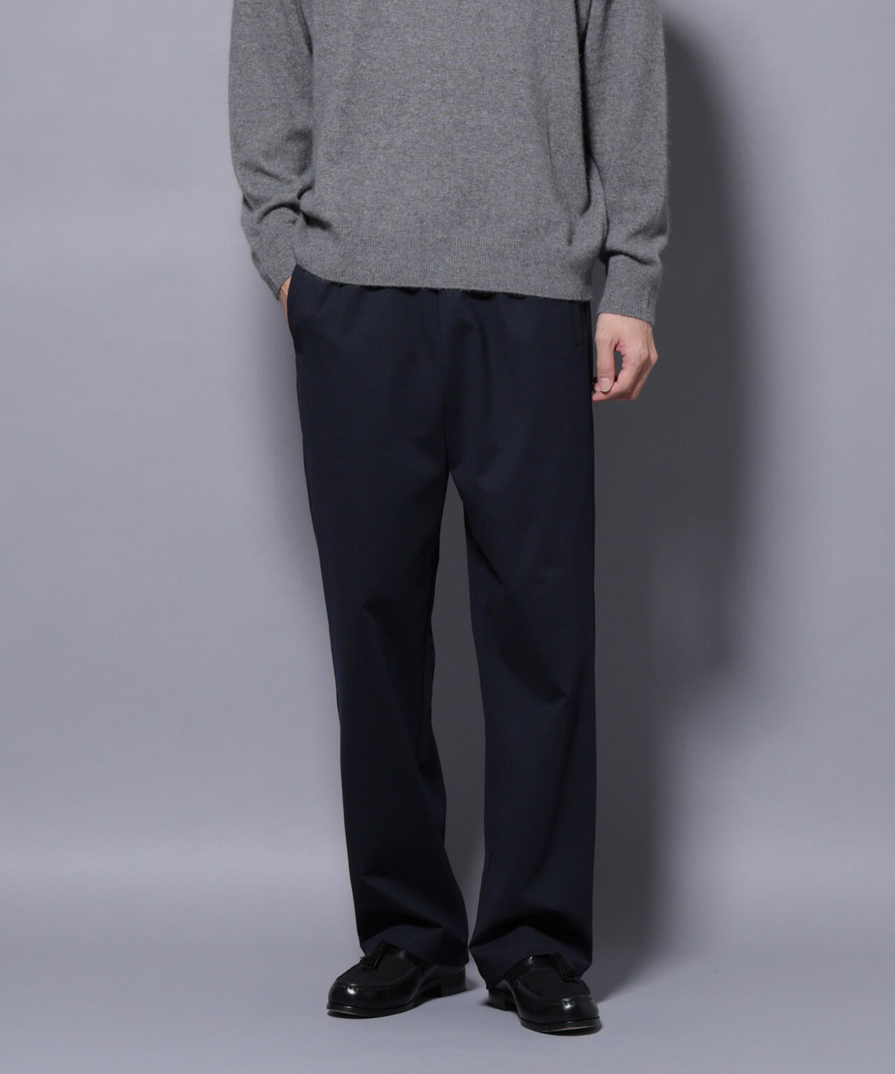 DELEGANTE TECH+ トラックパンツ