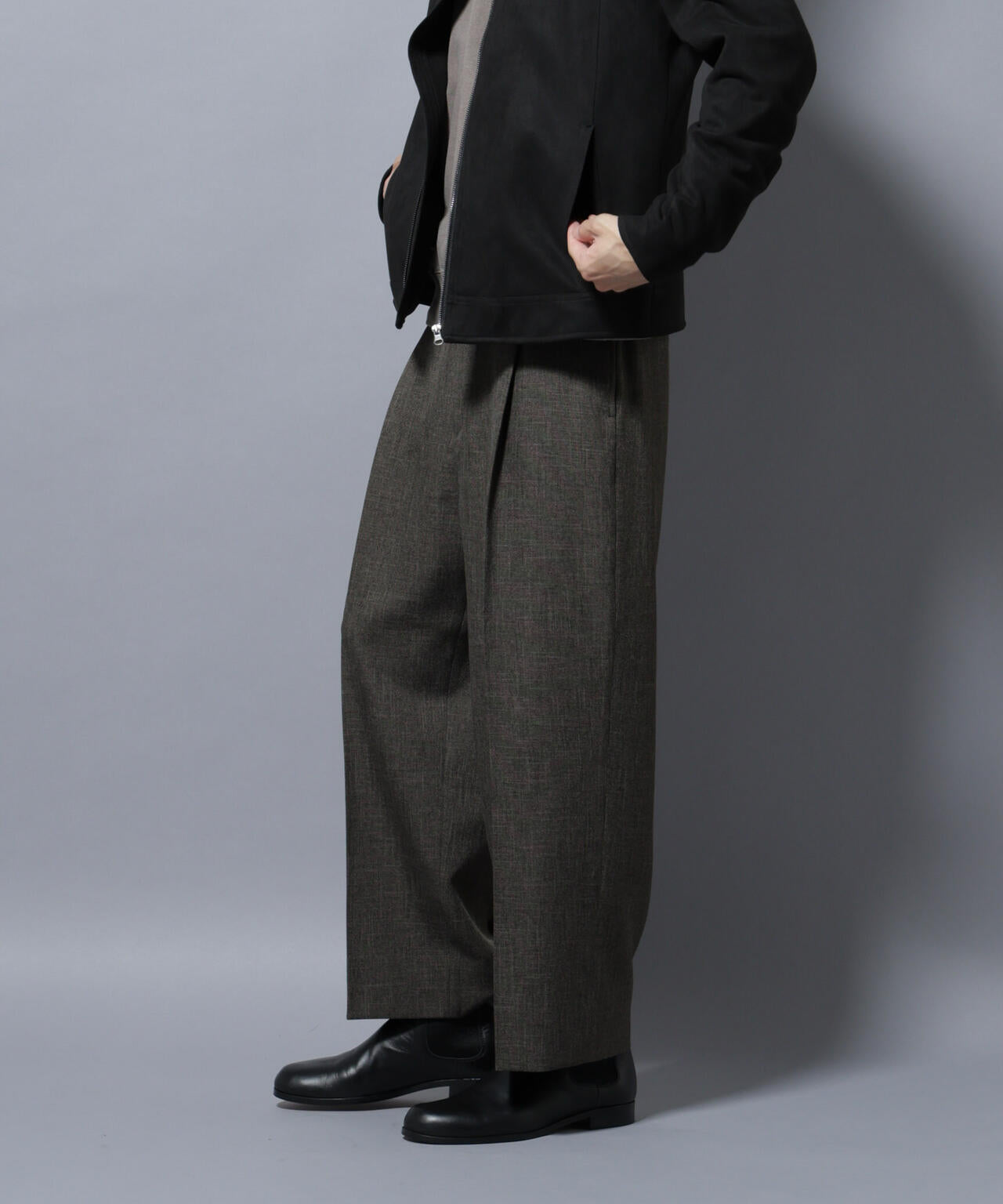 「大人のワイドパンツ」シャークスキンイージースラックス