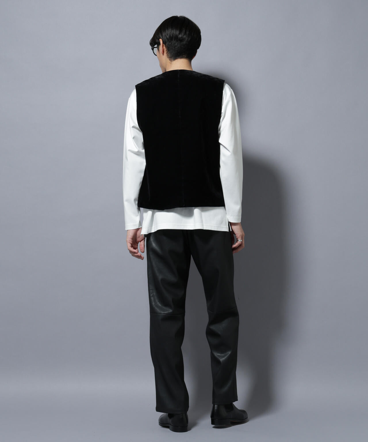 ヴィンテージライクフェイクレザー ダブルニーテーパードパンツ | NANO