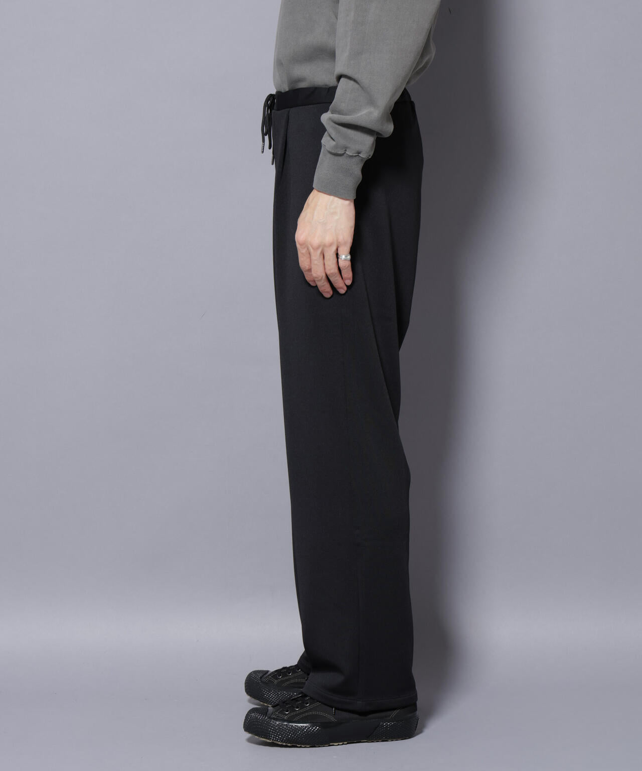 MC｣coveross(R) フリースボンディングワイドパンツ | NANO universe