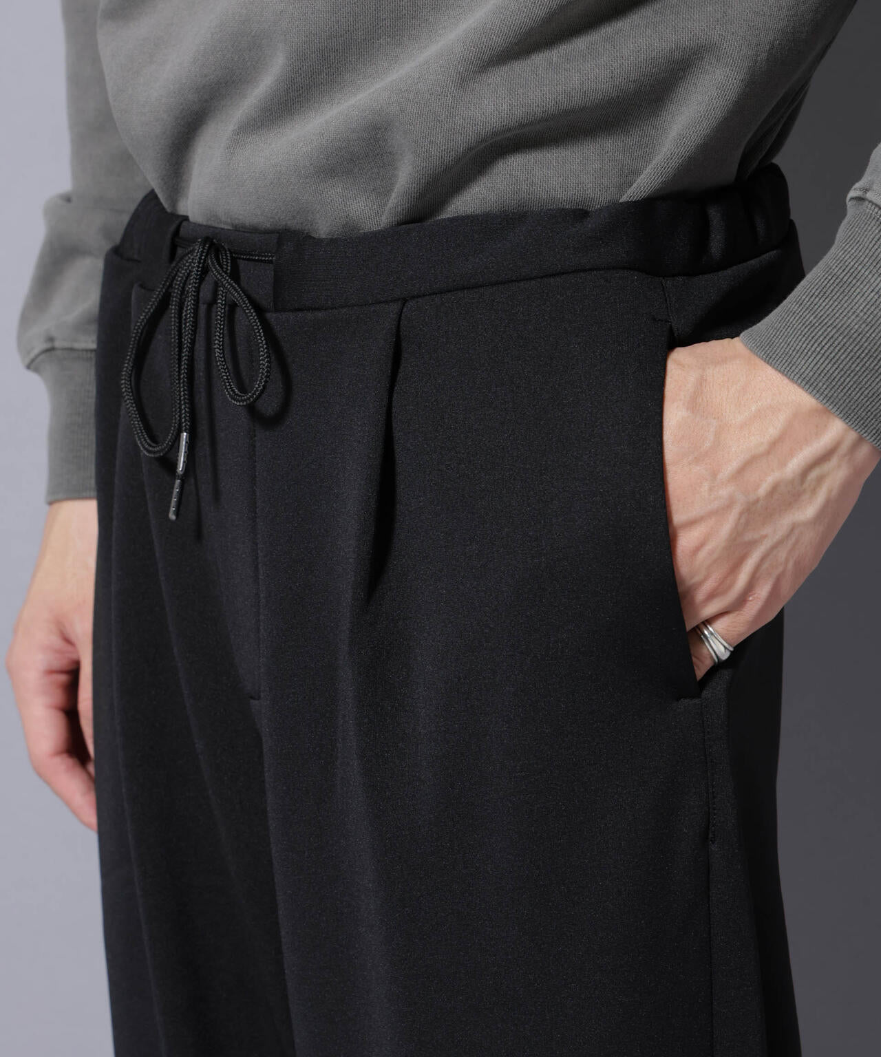 MC｣coveross(R) フリースボンディングワイドパンツ | NANO universe