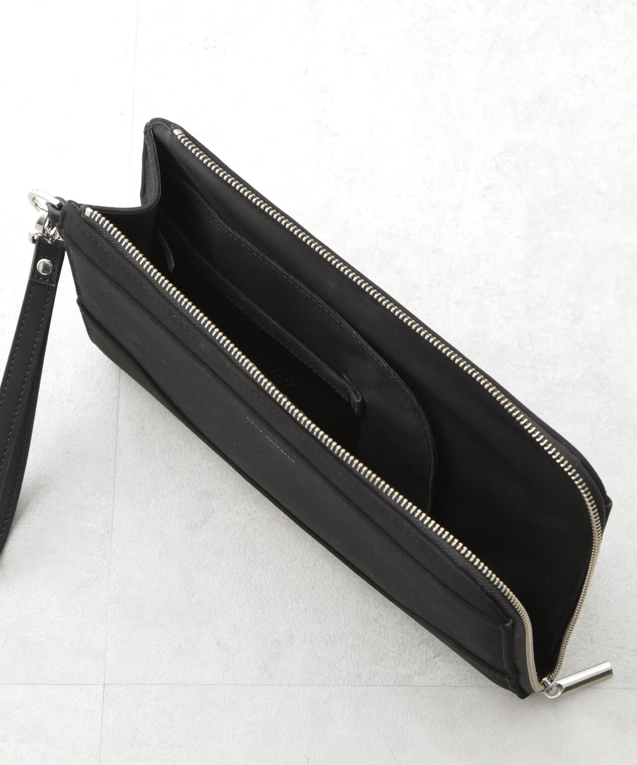 フェイクスエードクラッチバッグ