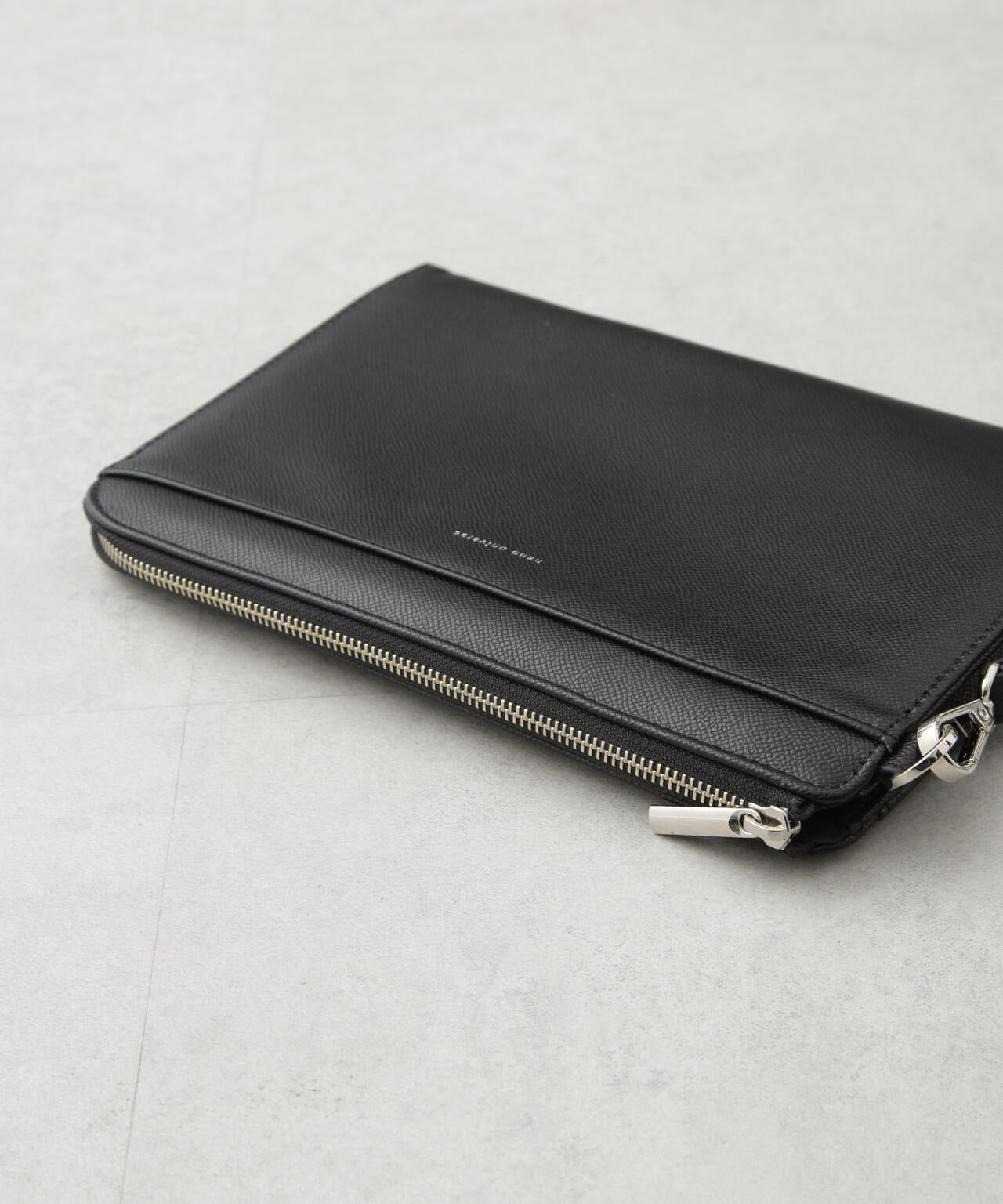 フェイクレザークラッチバッグ