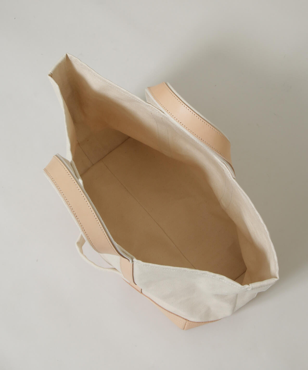 ｢NJ/CLUB｣ キャンバスレザートートバッグ