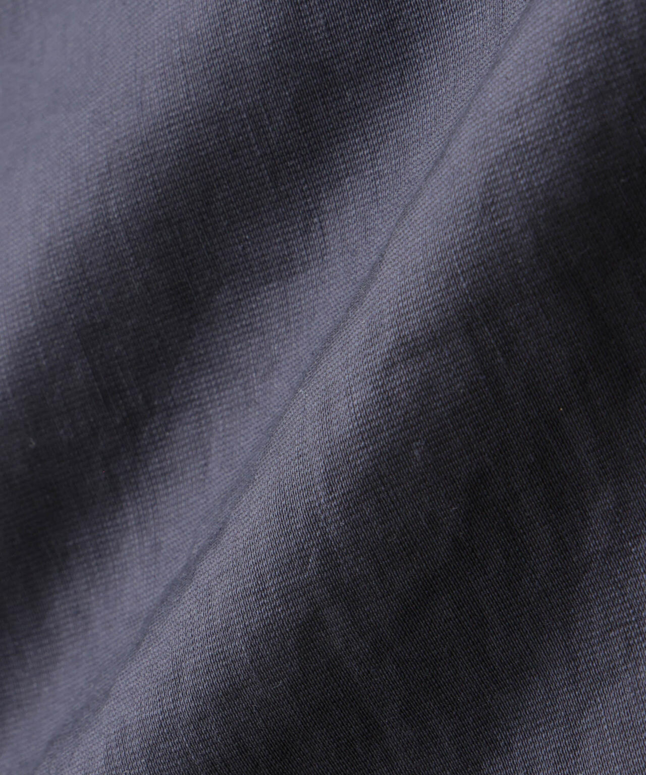 エンブロイダリーシルキーシャツ