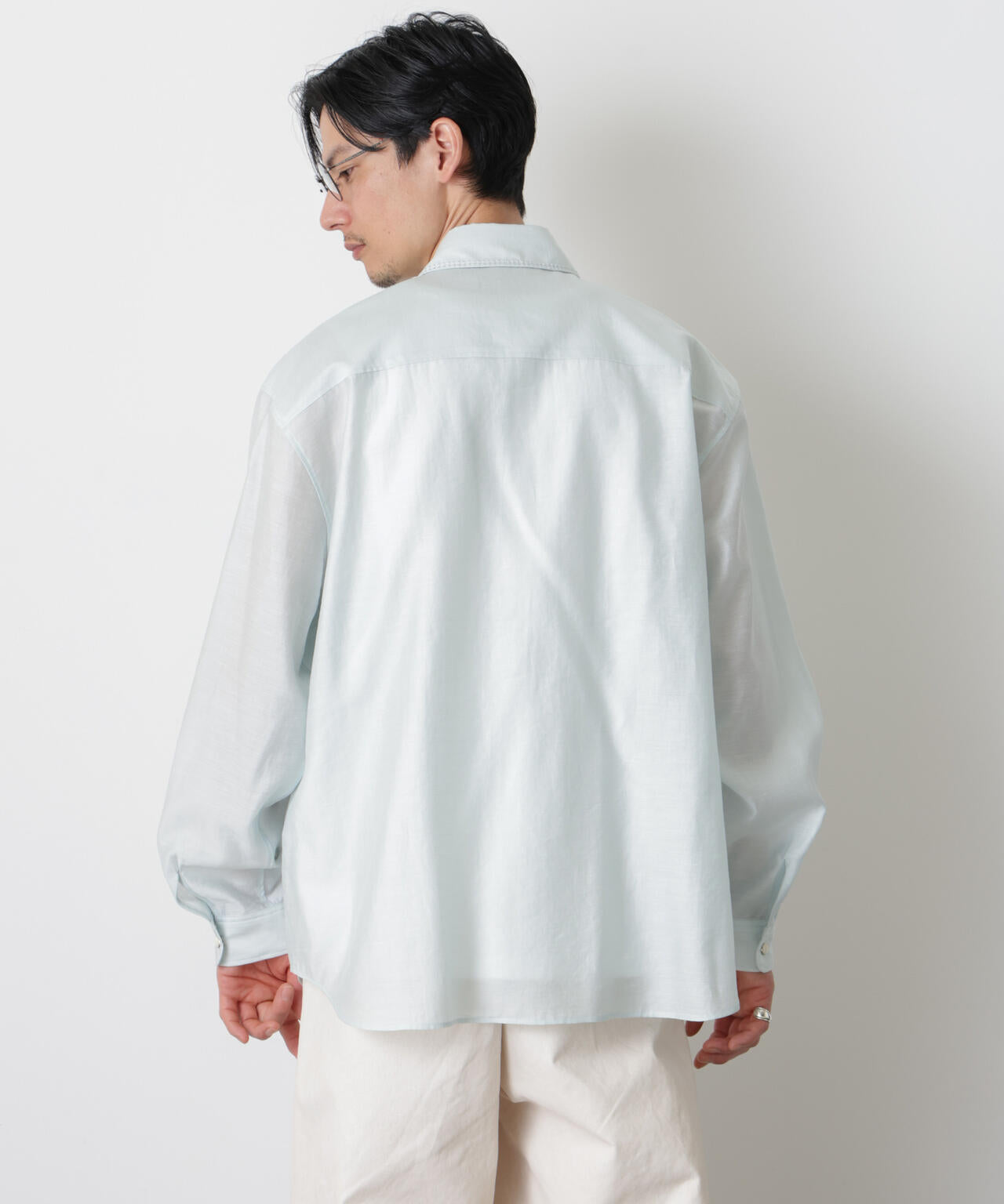 エンブロイダリーシルキーシャツ