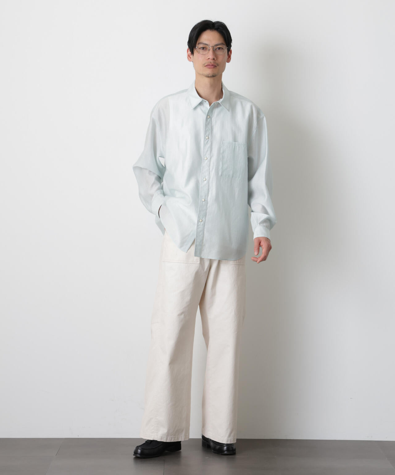 エンブロイダリーシルキーシャツ