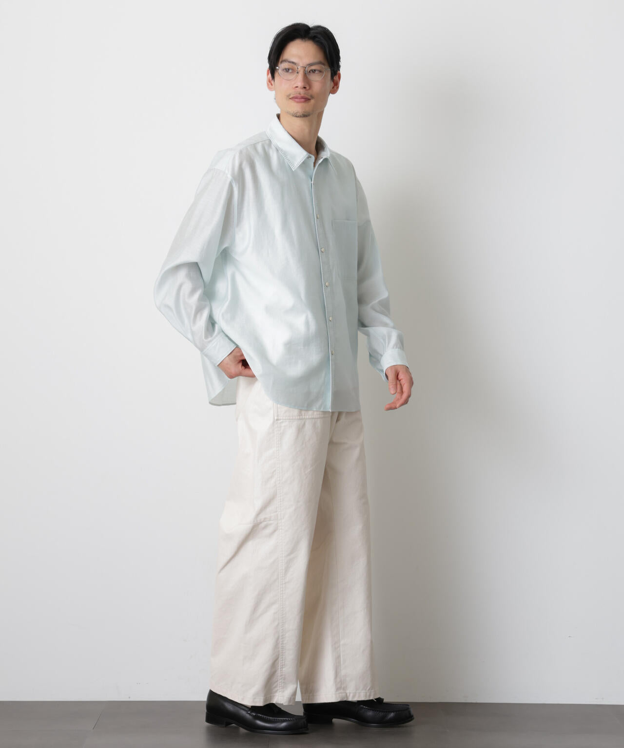 エンブロイダリーシルキーシャツ