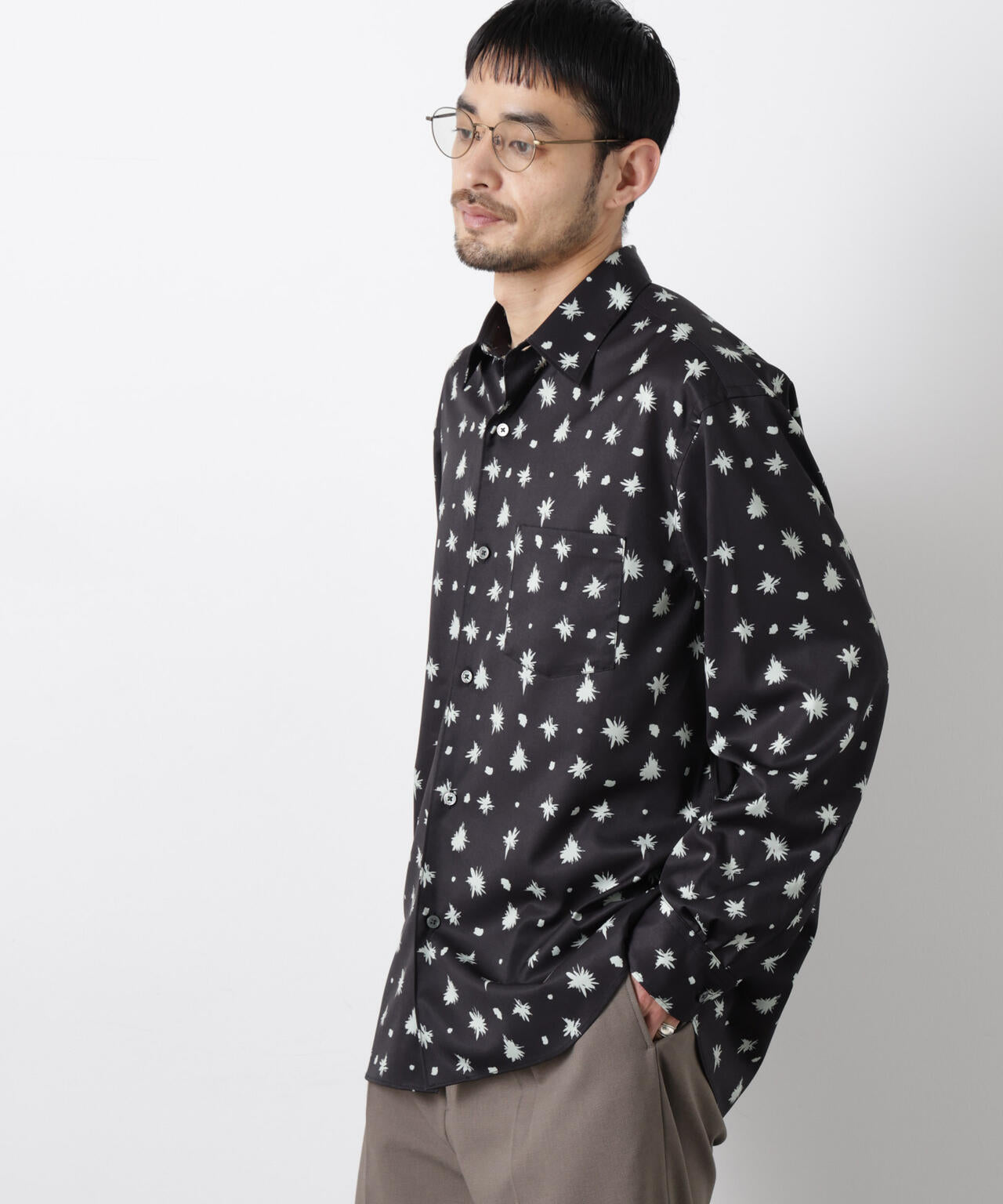 「EDITRIAL PRINT」アートフラワーシャツ