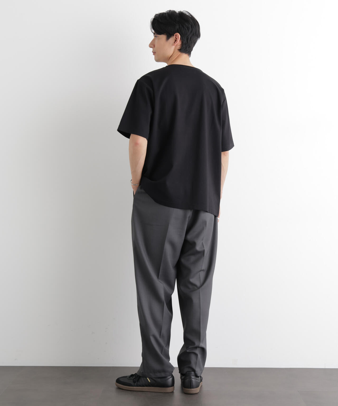 モクロディ ボートネック Tシャツ