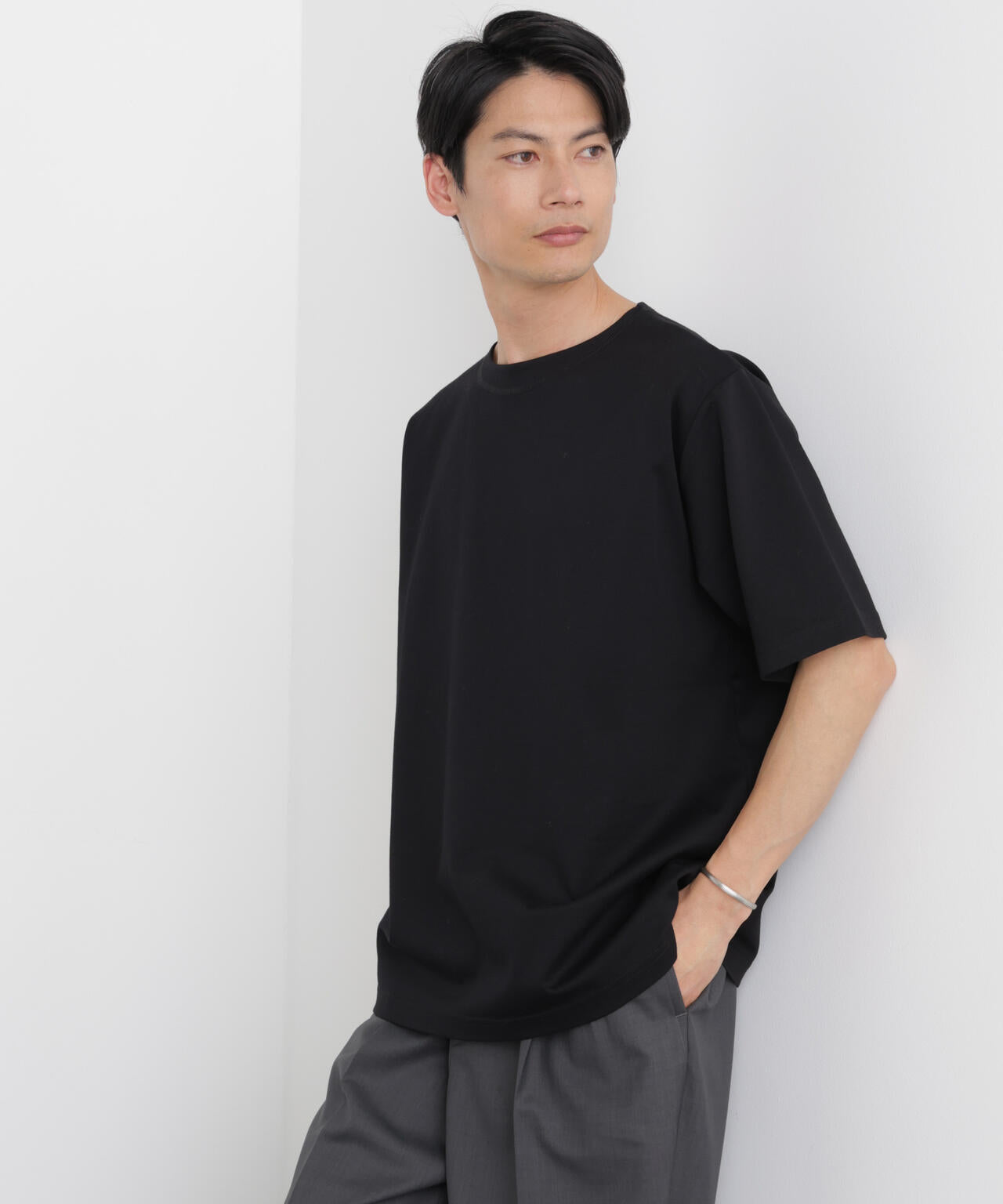 モクロディ ボートネック Tシャツ