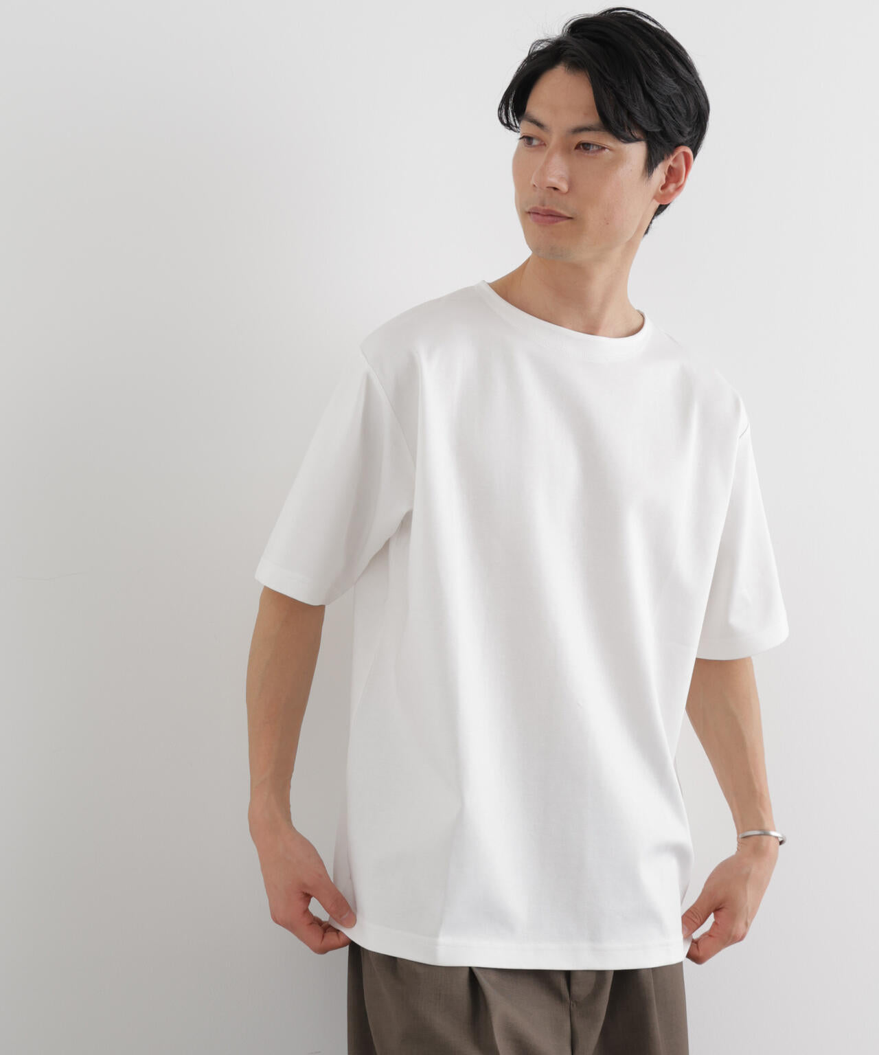 モクロディ ボートネック Tシャツ