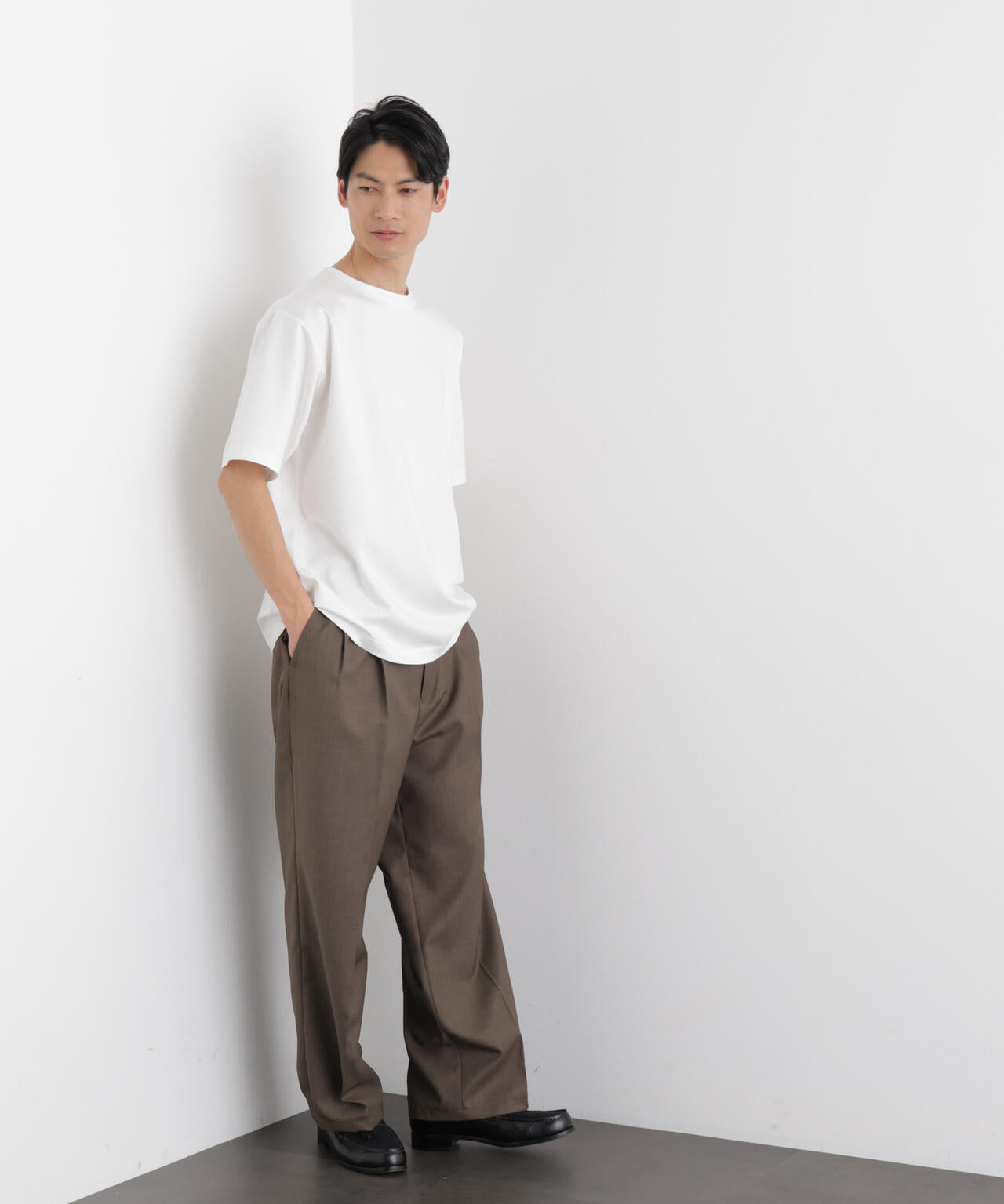 モクロディ ボートネック Tシャツ