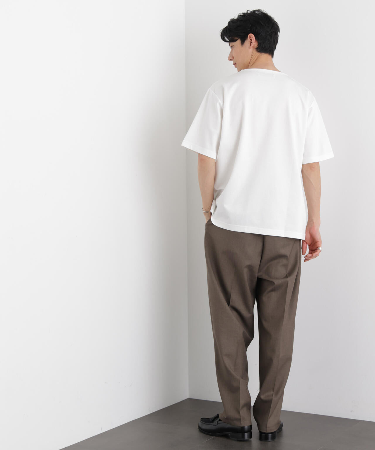 モクロディ ボートネック Tシャツ