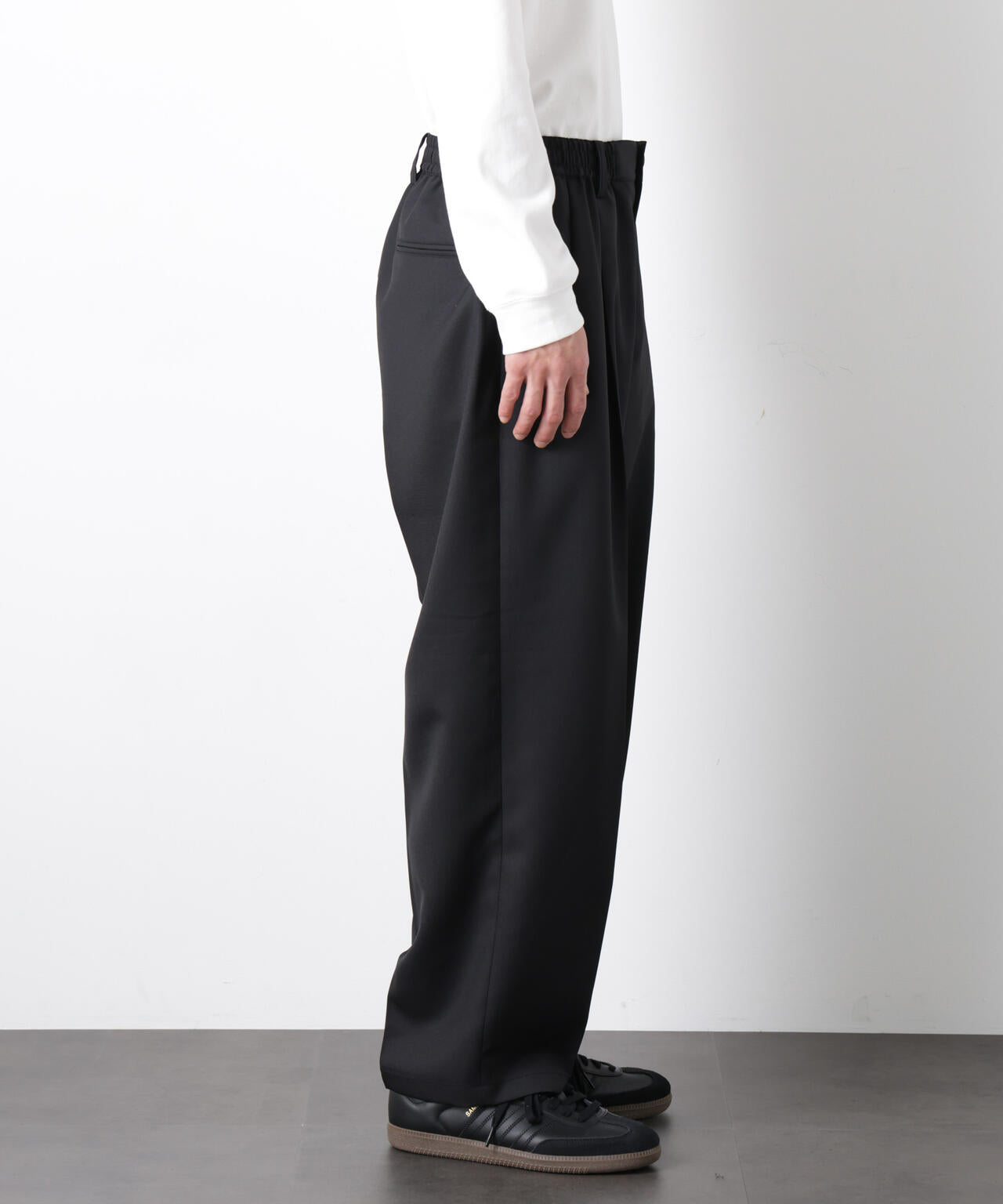 「大人のワイドパンツ」ドライギャバワイドイージースラックス