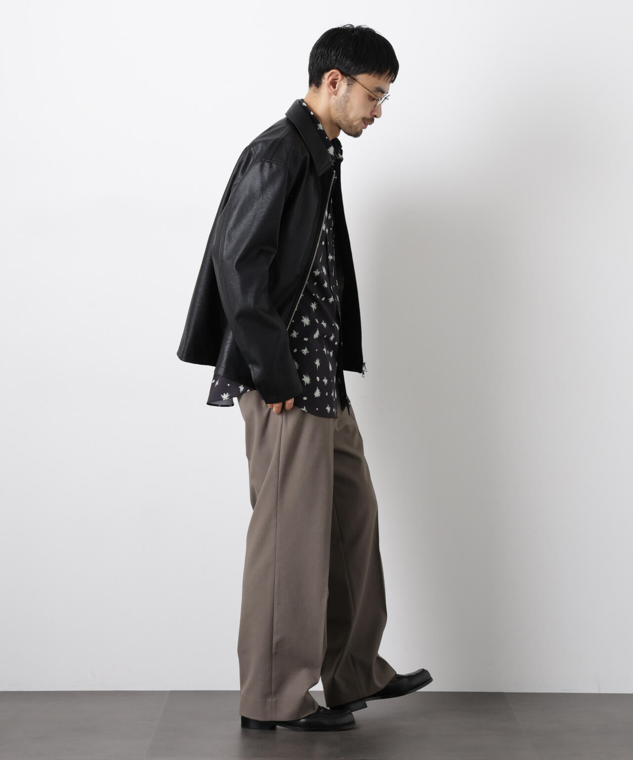 Reflax(R)オックスストレートパンツ（セットアップ可)