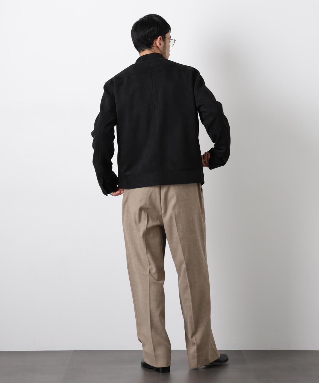 「大人のワイドパンツ」スラブシャークスキンイージースラックス