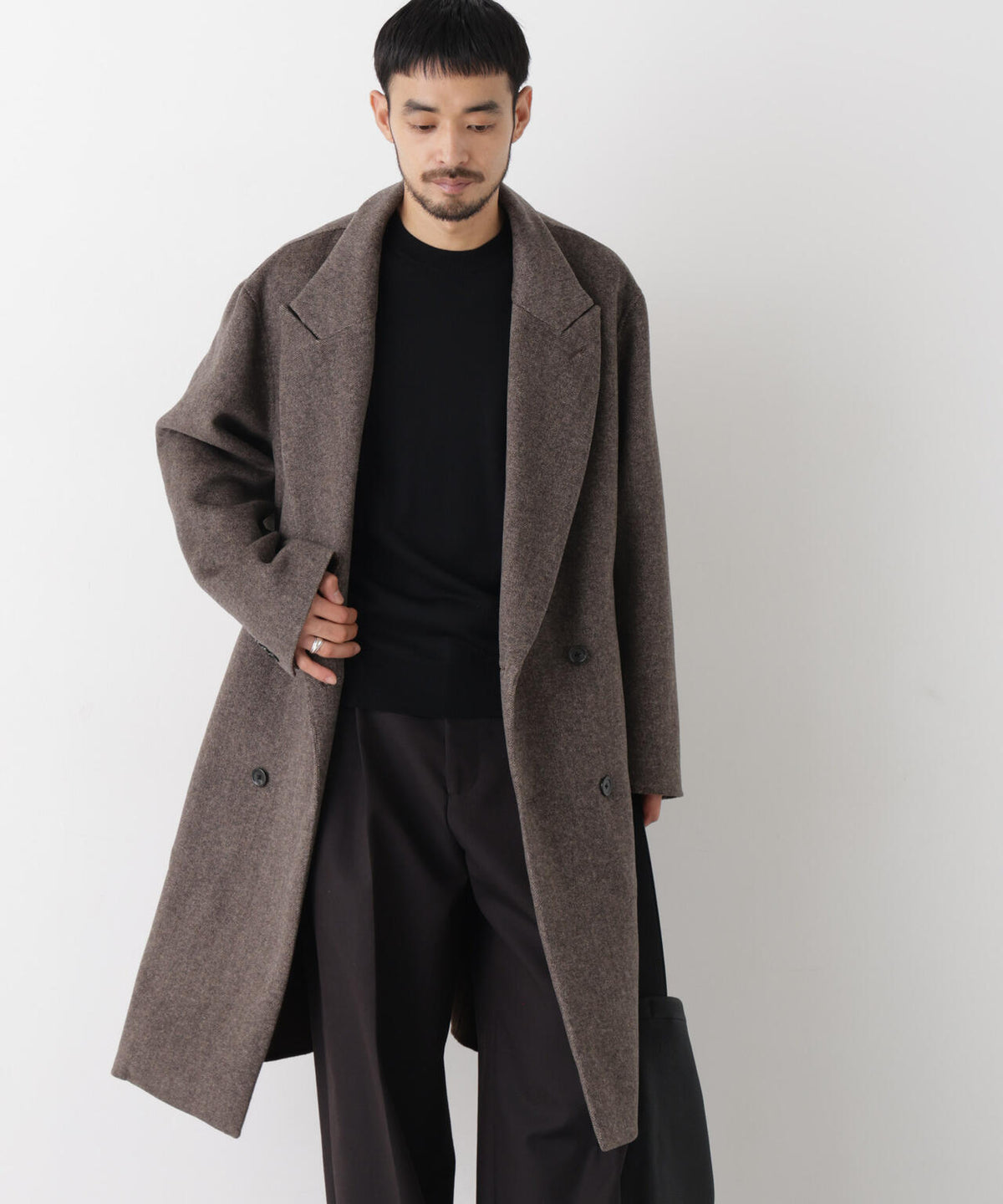 ｢ASSEMBLANC｣ カシミヤブレンドリバーピークドラペルダブルコート
