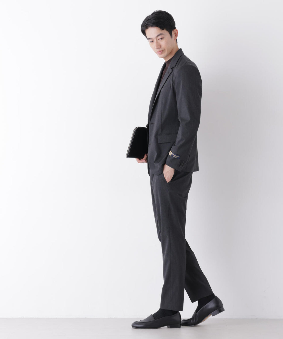 【形態安定】「Damerino」CARREMAN T/R ピンヘッドストレッチセットアップ