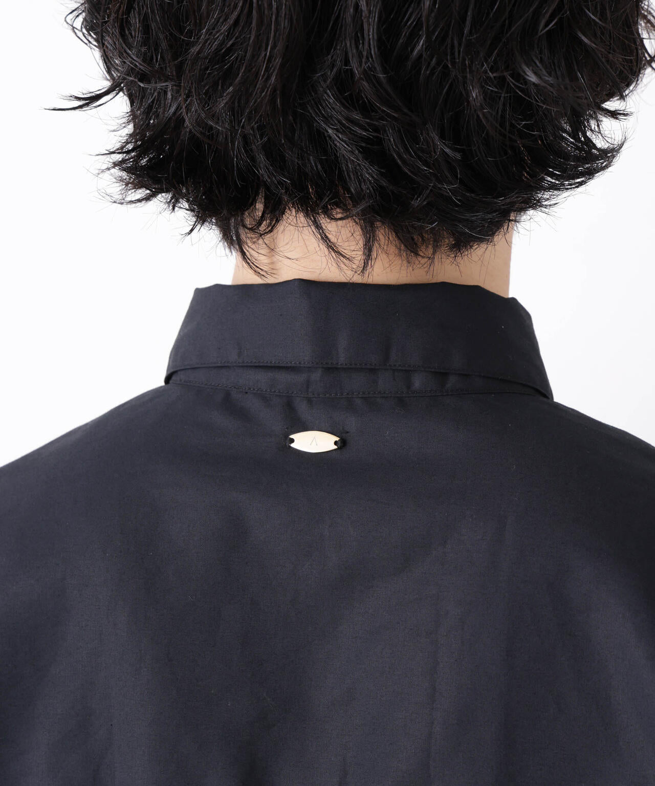 ｢ASSEMBLANC｣ スタッズシャツ