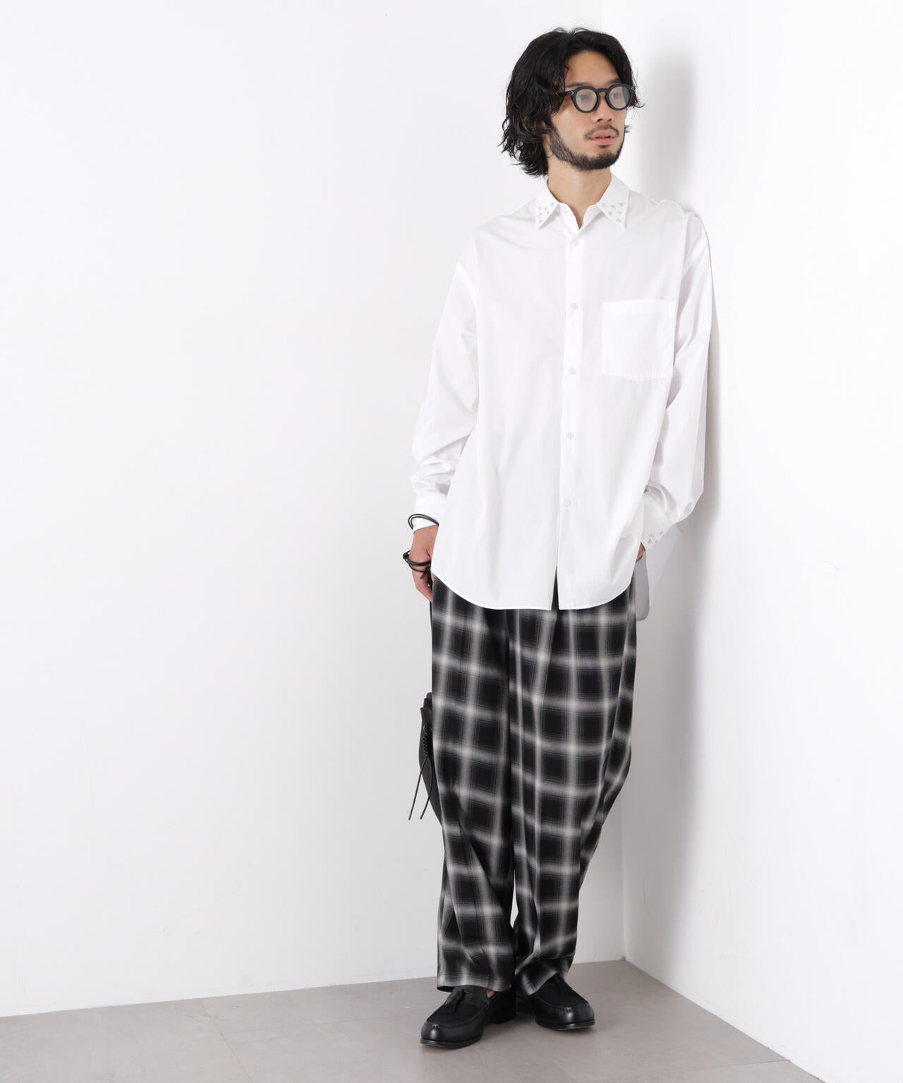 ｢ASSEMBLANC｣ スタッズシャツ