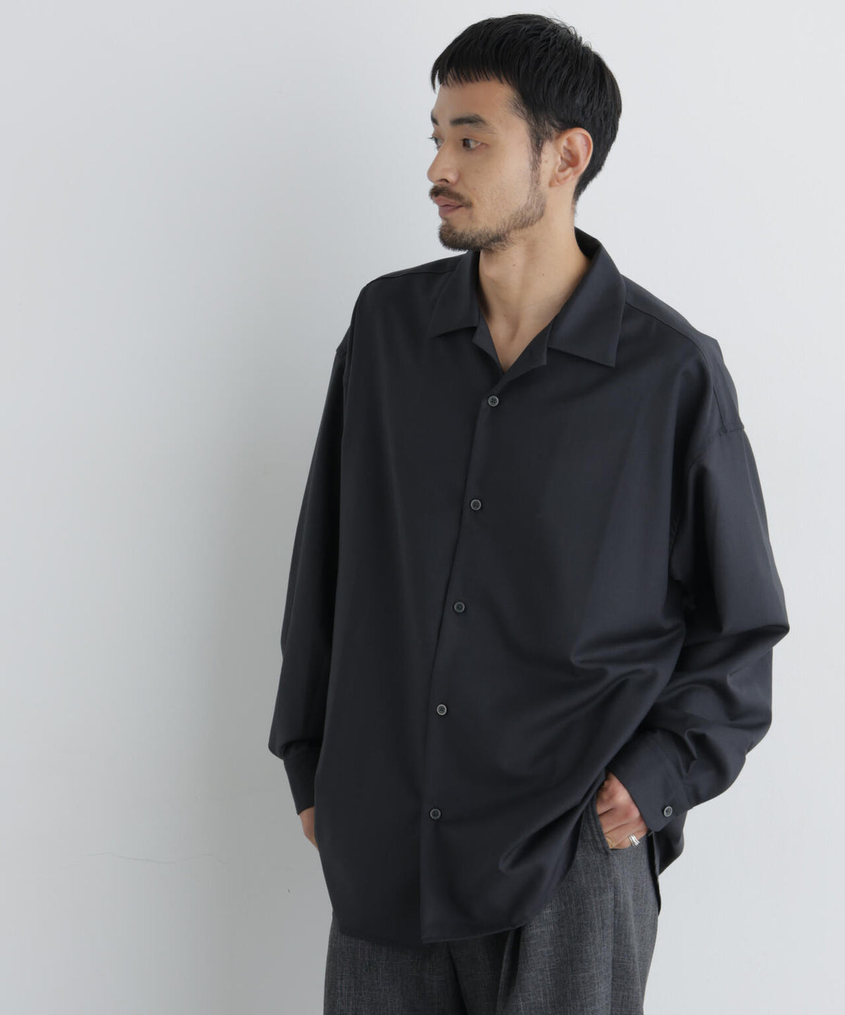 180cm　B:89 W:70 H:91 着用サイズ：L