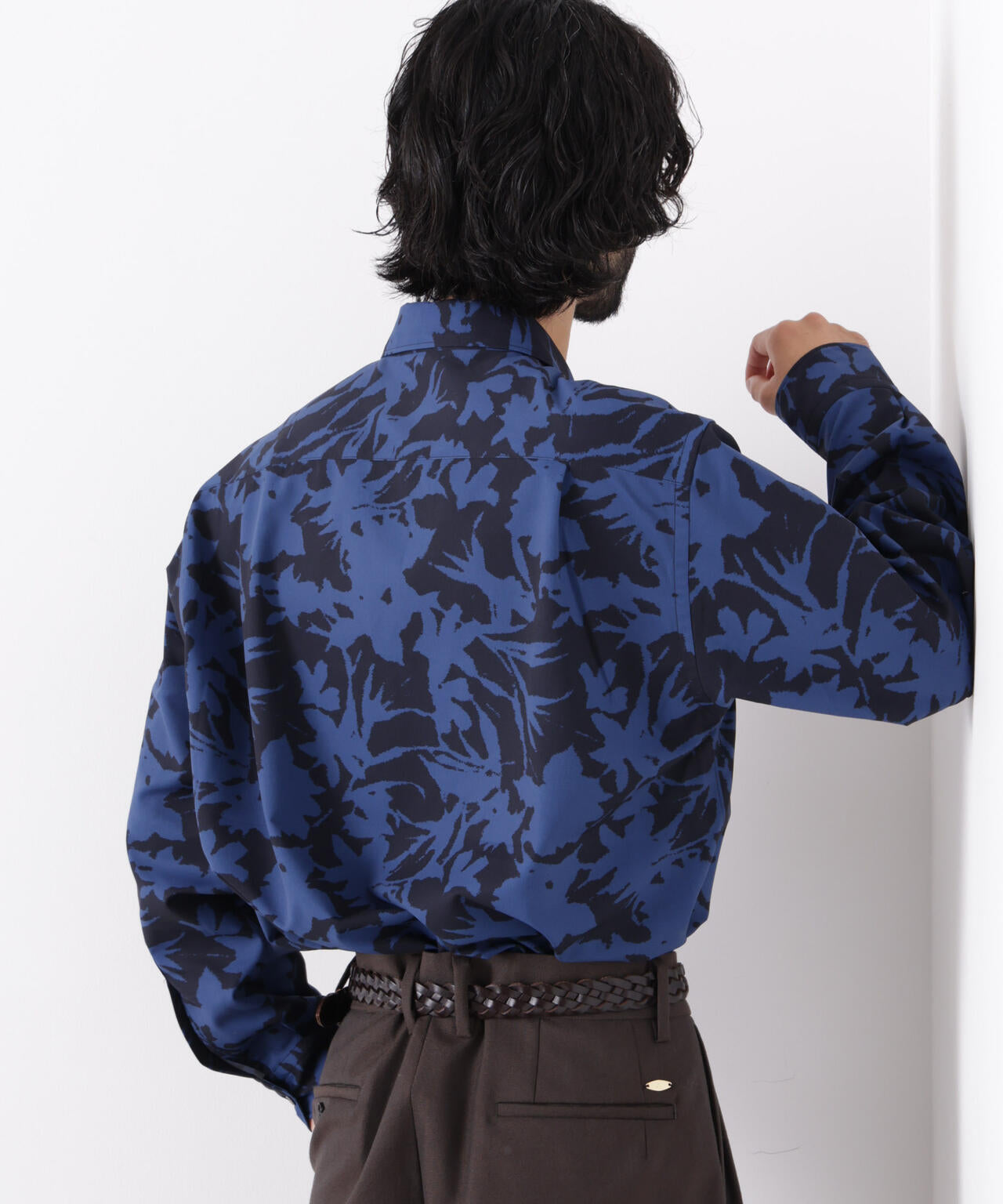 EDITORIAL PRINT レギュラーカラーシャツ