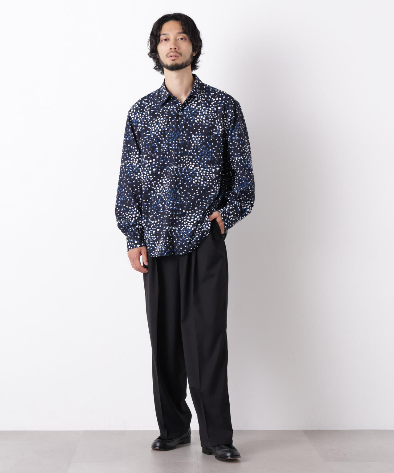 EDITORIAL PRINT レギュラーカラーシャツ