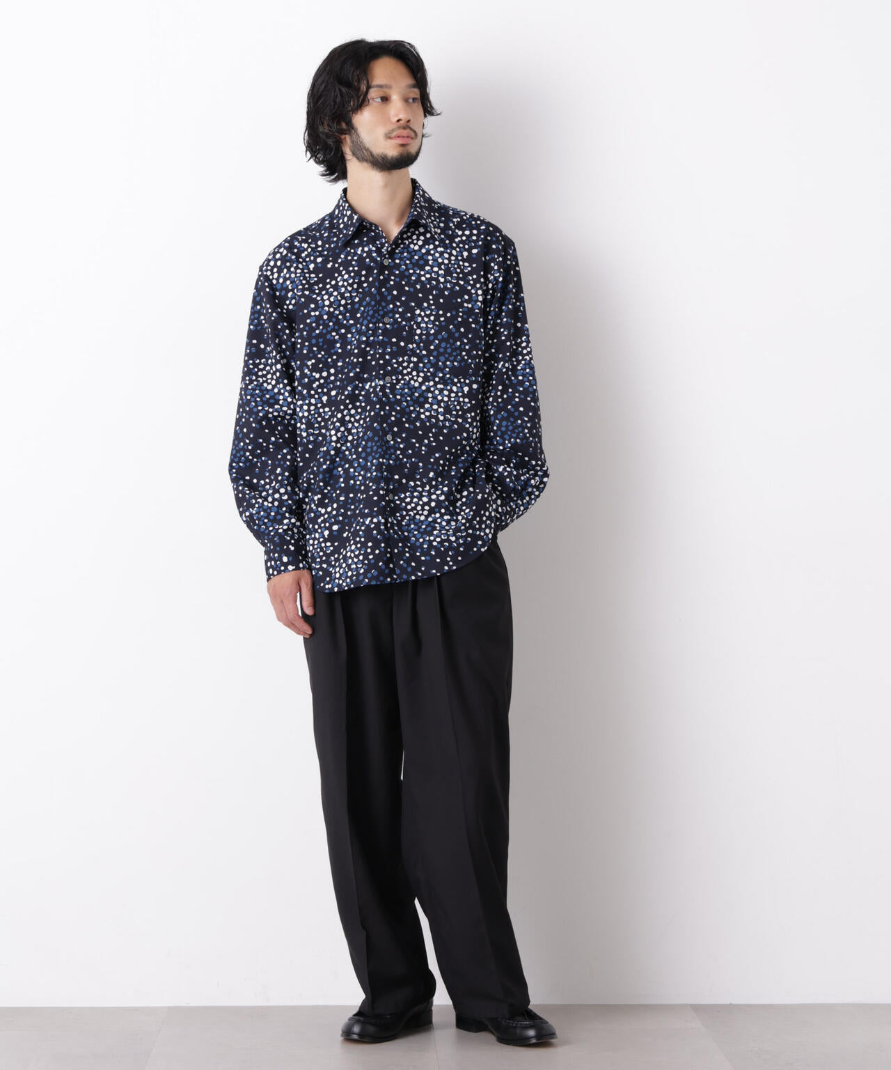 EDITORIAL PRINT レギュラーカラーシャツ