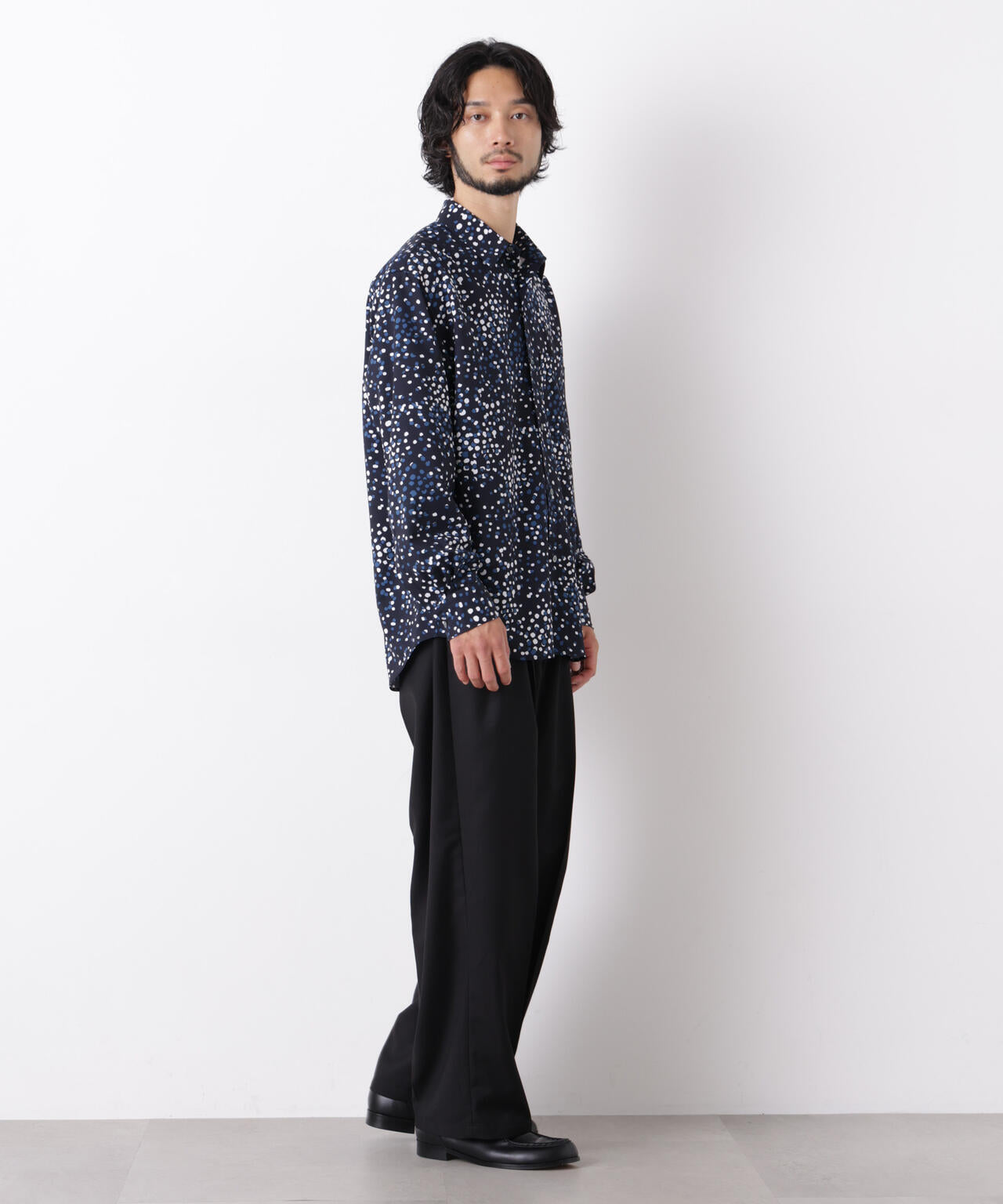 EDITORIAL PRINT レギュラーカラーシャツ
