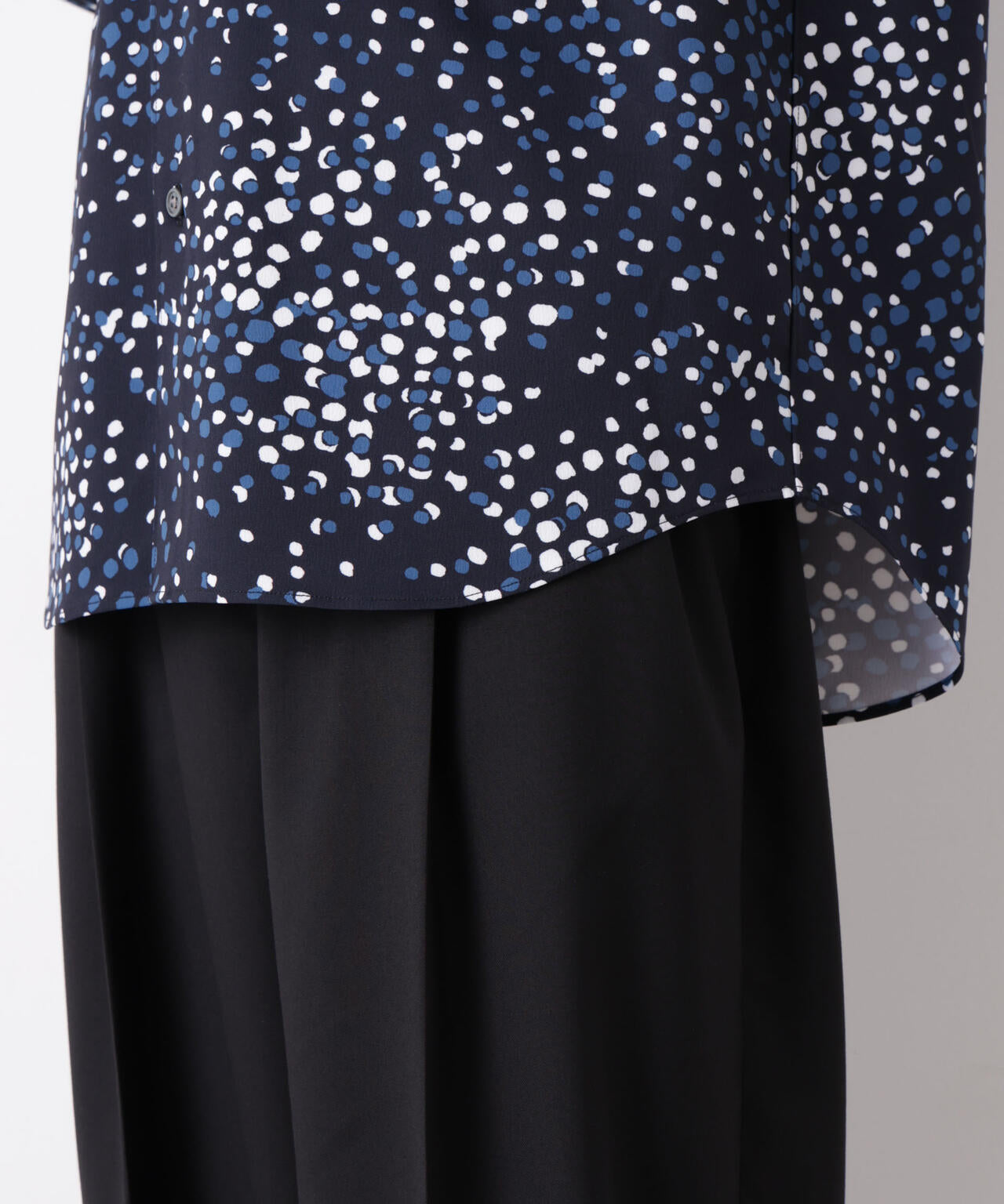 EDITORIAL PRINT レギュラーカラーシャツ
