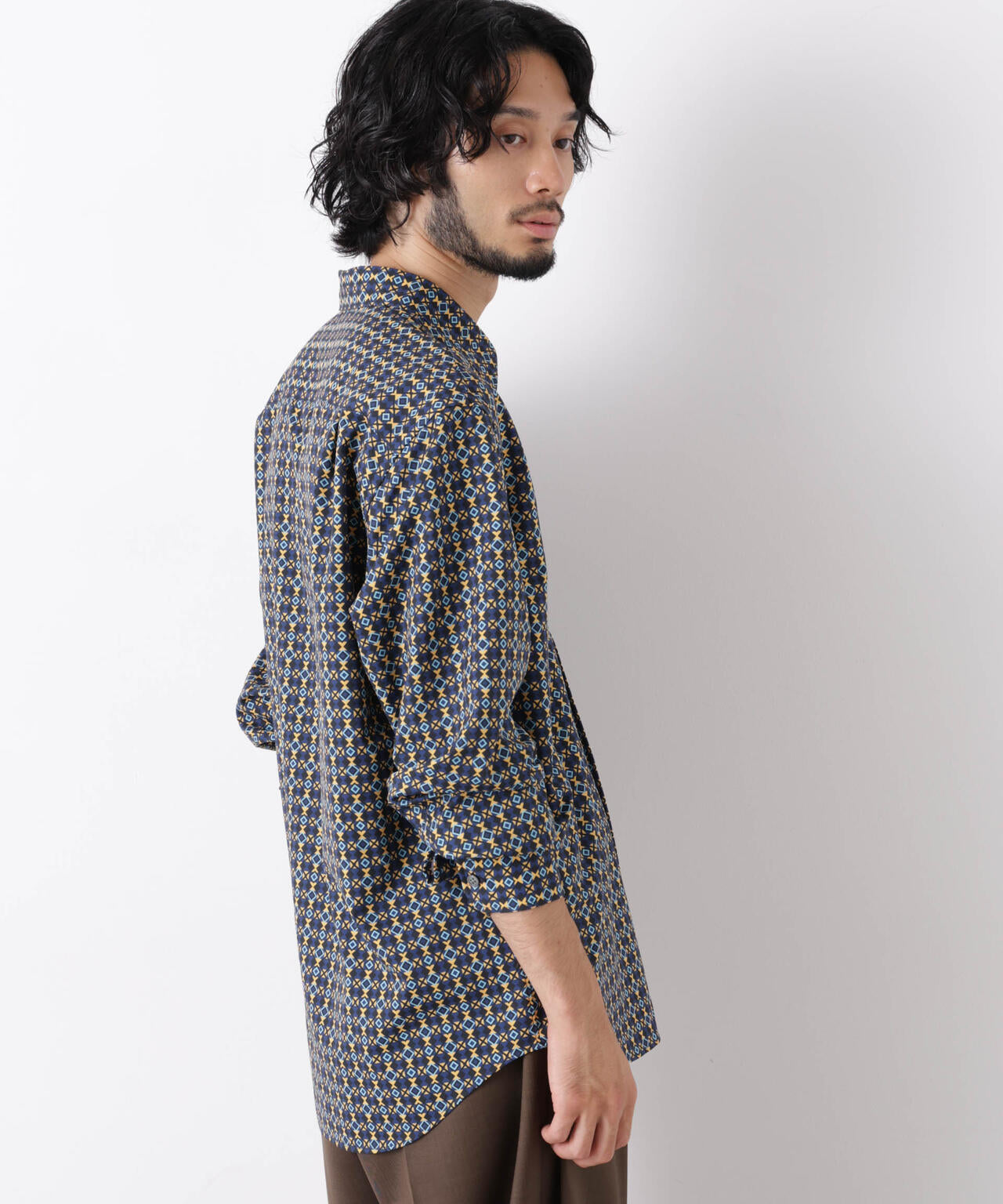 EDITORIAL PRINT レギュラーカラーシャツ