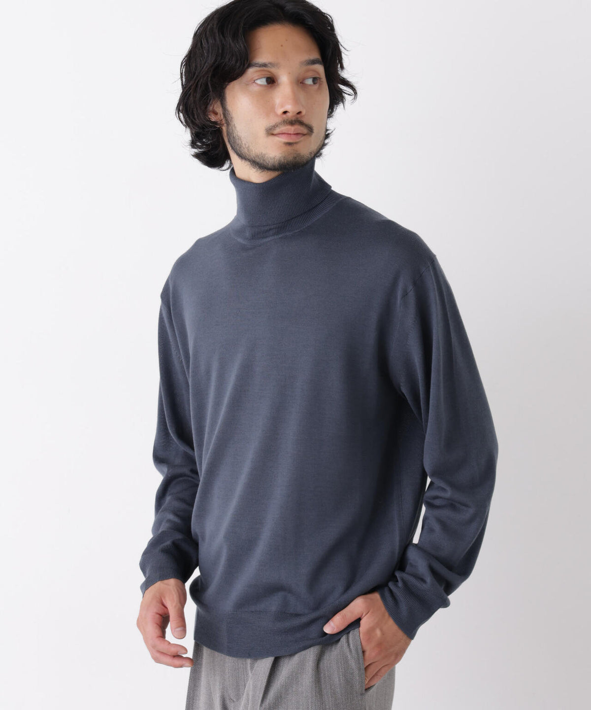 181cm　B:75 W:73 H:90 着用サイズ：L