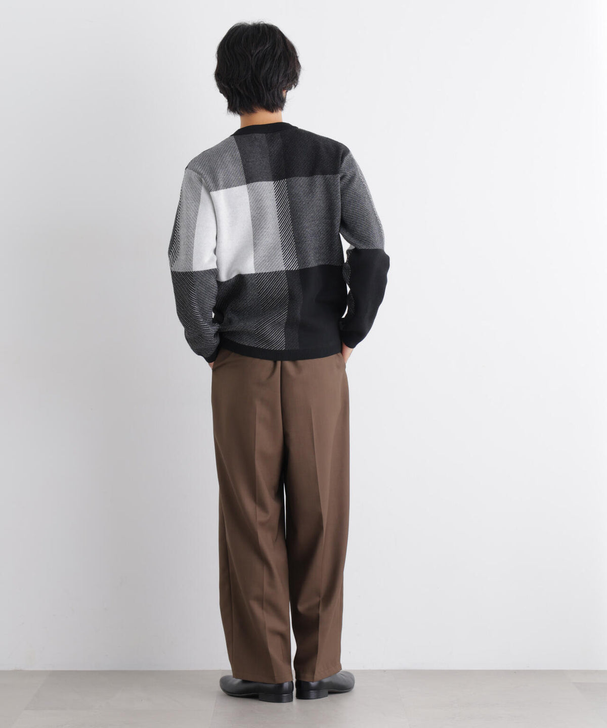 ブロックチェッククルーネックニット