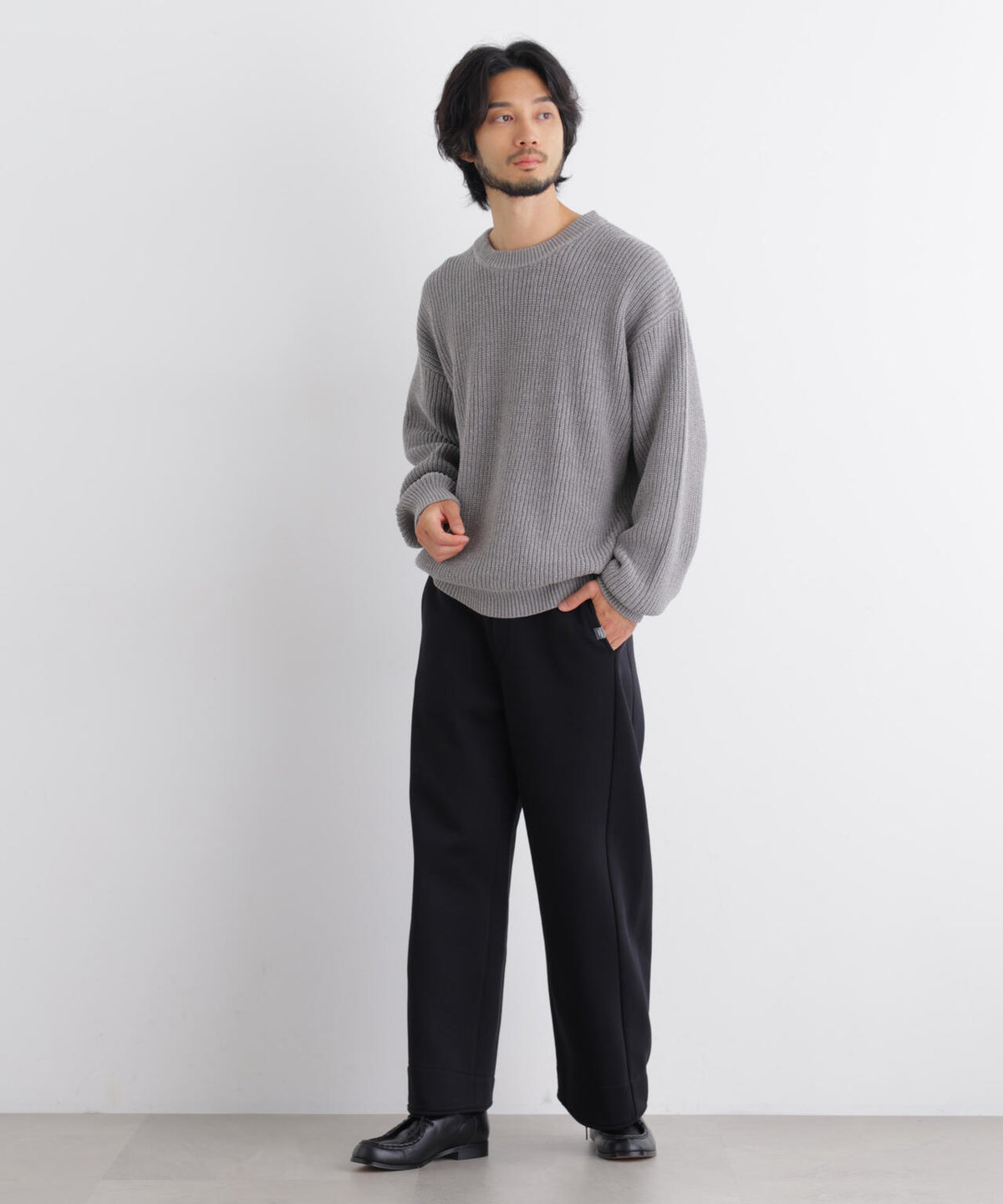 コットンMIXバルキークルーネックニット