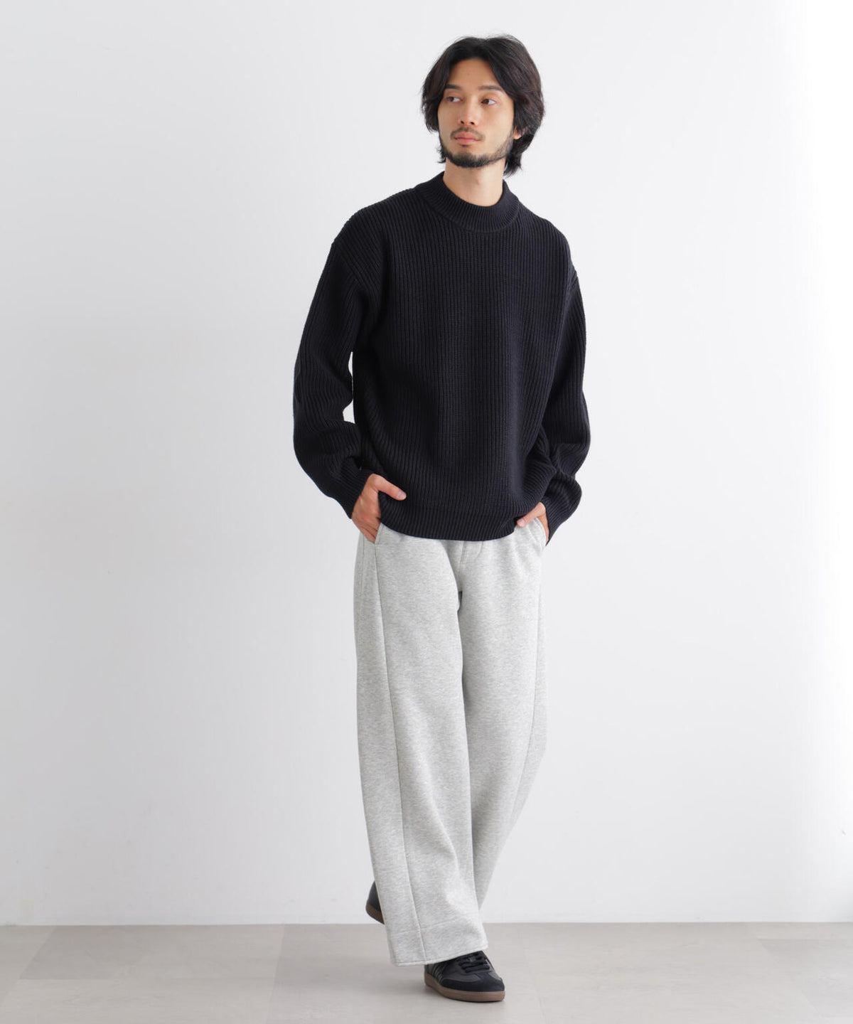 コットンMIXバルキーモックネックニット