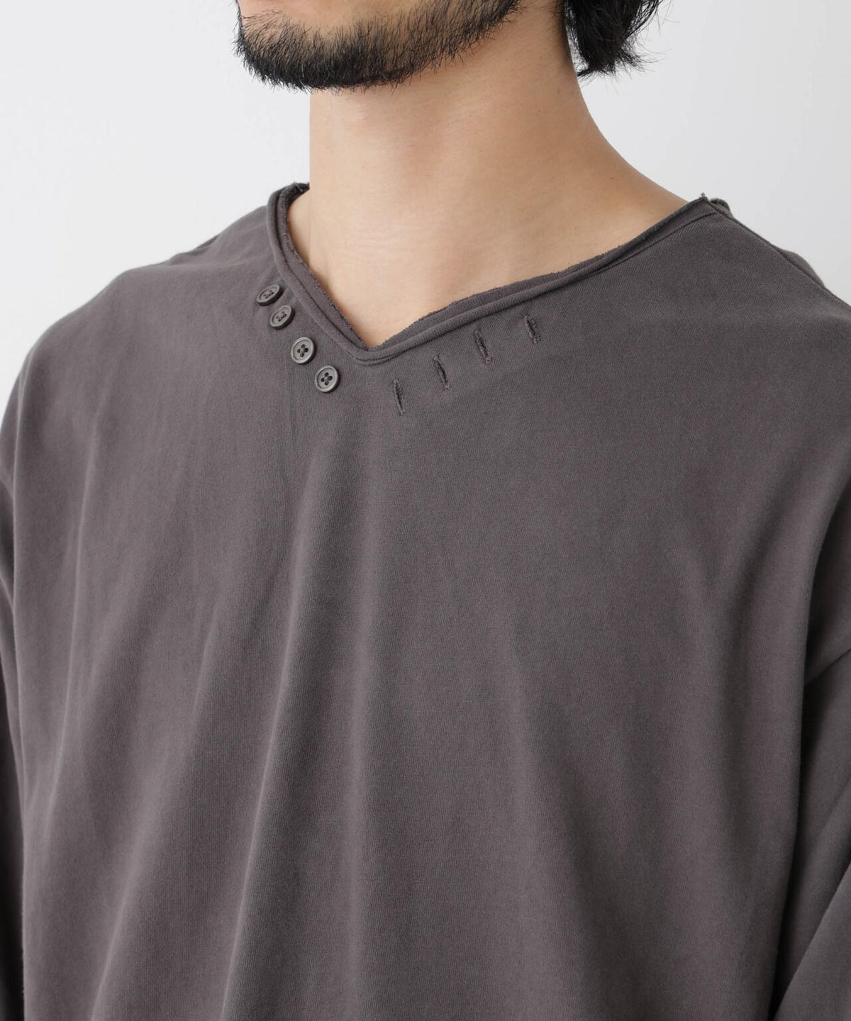「surplus」デザインヘンリーネックTシャツ 長袖