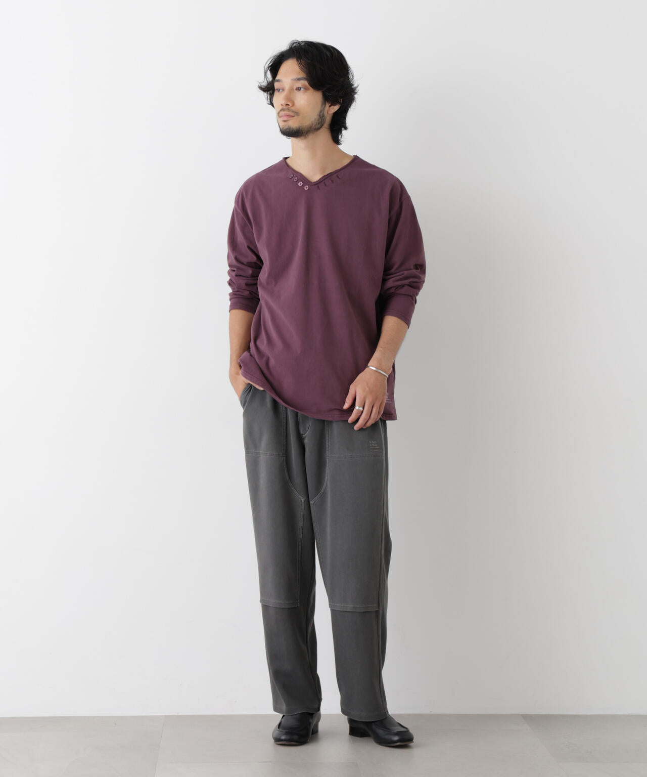 「surplus」デザインヘンリーネックTシャツ 長袖