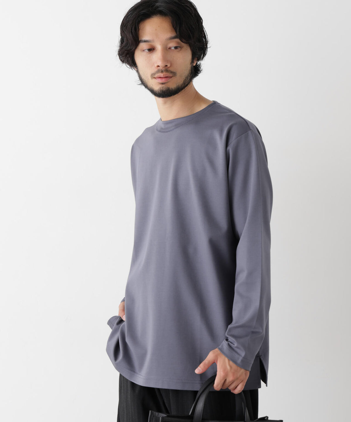 「モダンコンフォートシリーズ」モクロディ ボートネック サイドスリット Tシャツ
