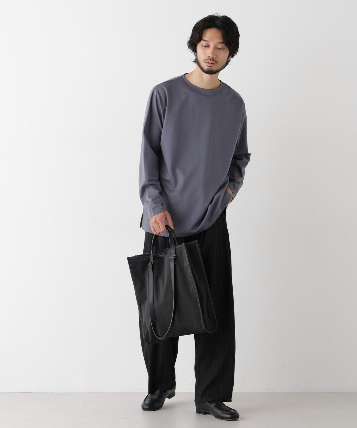 「モダンコンフォートシリーズ」モクロディ ボートネック サイドスリット Tシャツ