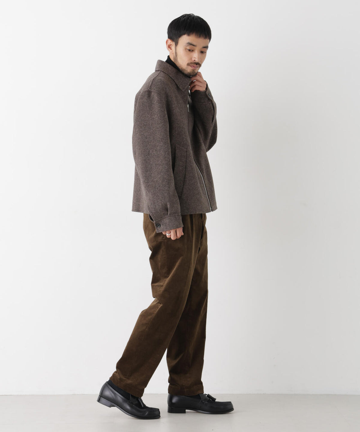 NEW ON TROUTHER コーデュロイ(セットアップ可)
