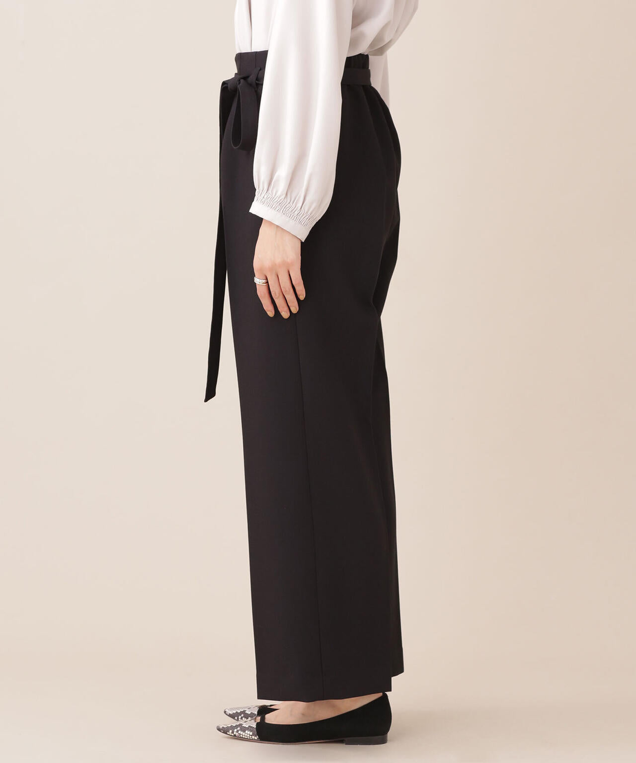 ハイウエストストレートワイドパンツ