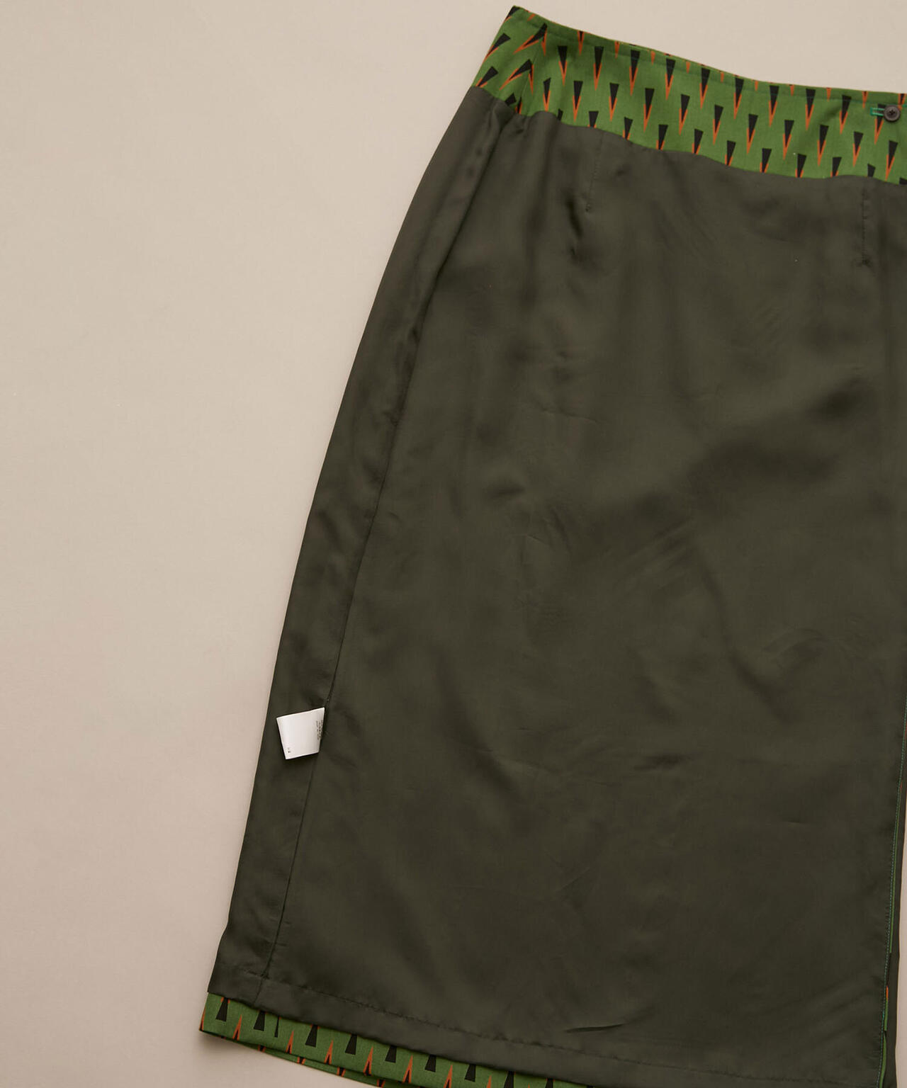 26f04003-9d4f-5641-b536-688992b8c3a3_Image