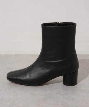 26c82156-7bb7-56a1-a3d3-55458a531b43_Image