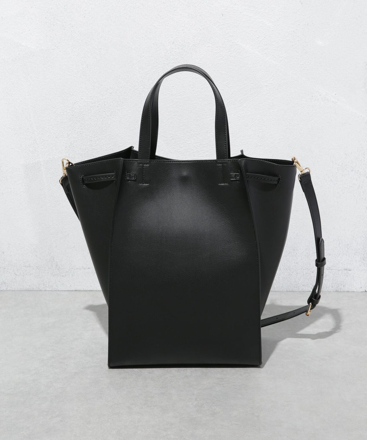 851b9540-4a11-541e-a2d5-60ebfd6457f2_Image