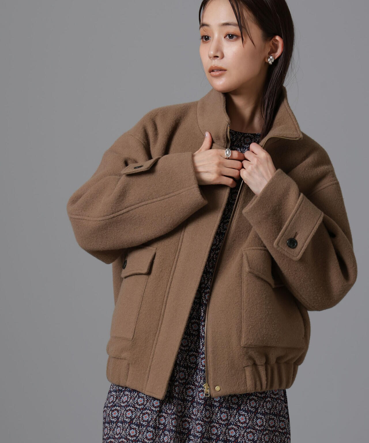PECOLAMBウールカシミヤスタンドカラージップブルゾン