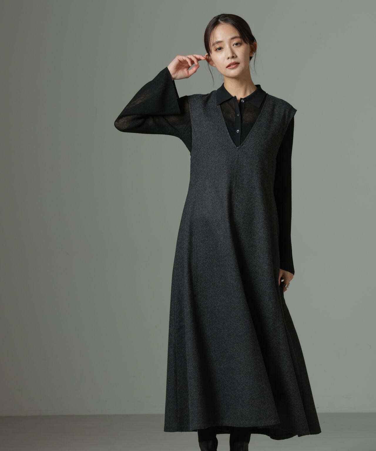 極美品エストネーション黒 Vネックジャンパースカート 36(S M相当) Vネックジャンパースカート | NANO universe（ナノ・ユニバース