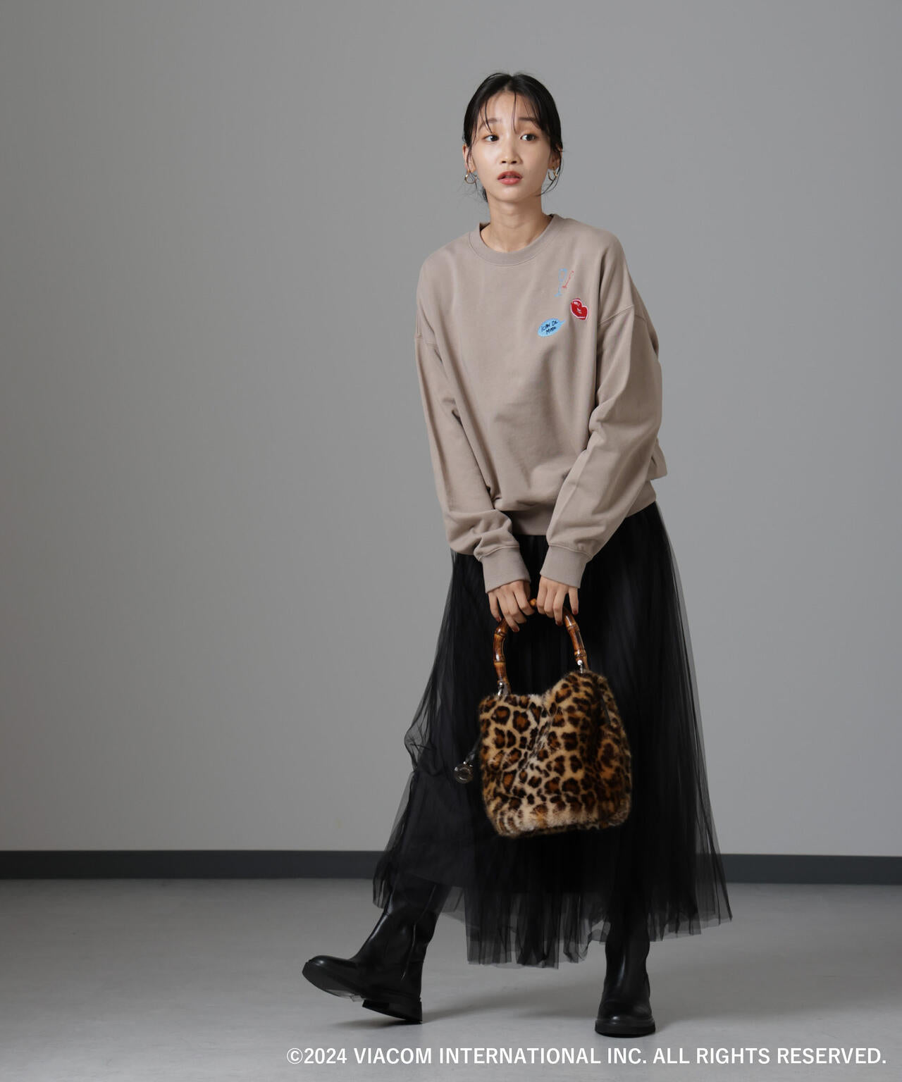 Emily in Paris×FUDGE 別注刺繍スウェット | NANO universe（ナノ